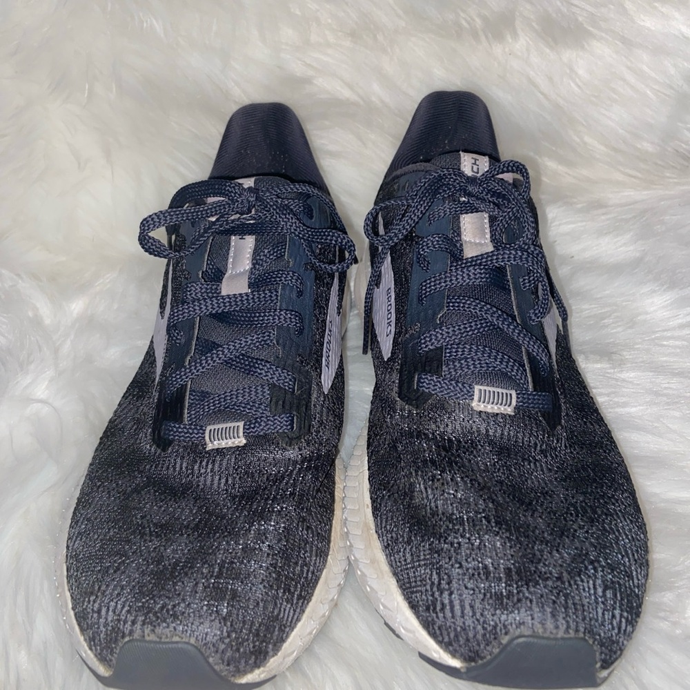 Brooks sneakers - Picture 5 of 9